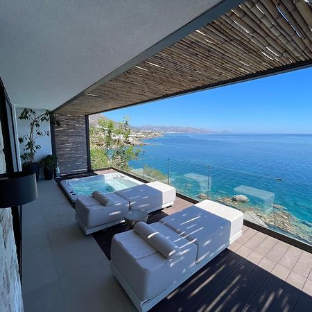 Mystique Luxury Suite Ahliá Kültér fotó