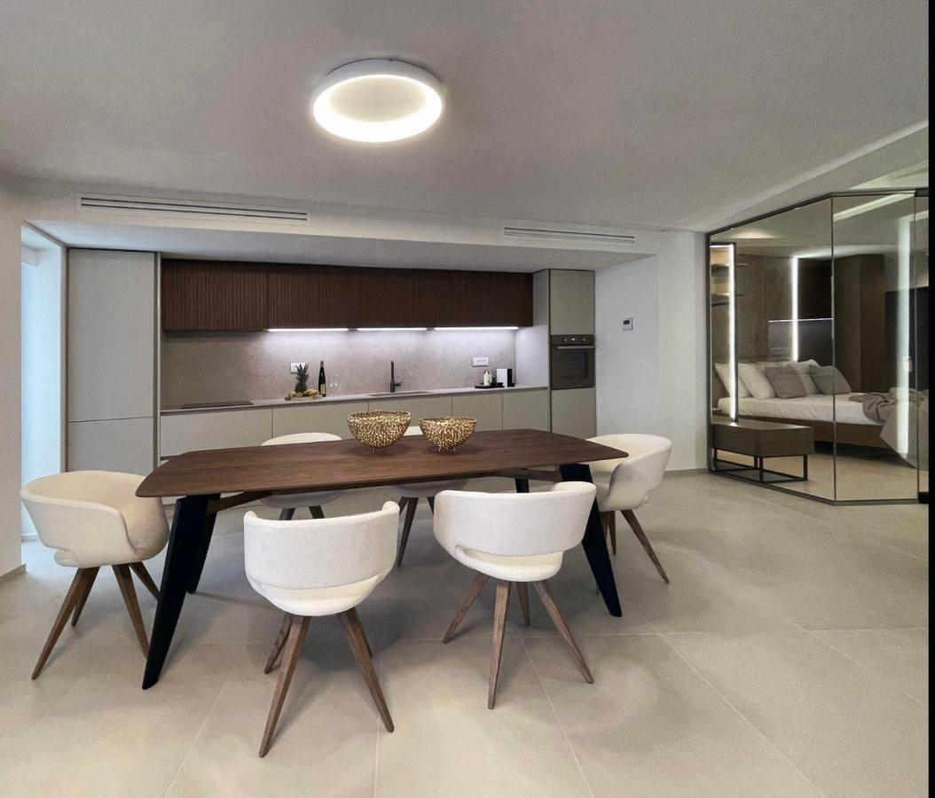 Mystique Luxury Suite Ahliá Kültér fotó