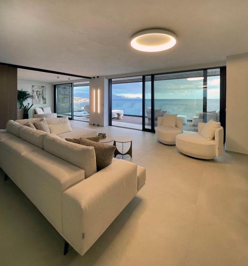 Mystique Luxury Suite Ahliá Kültér fotó
