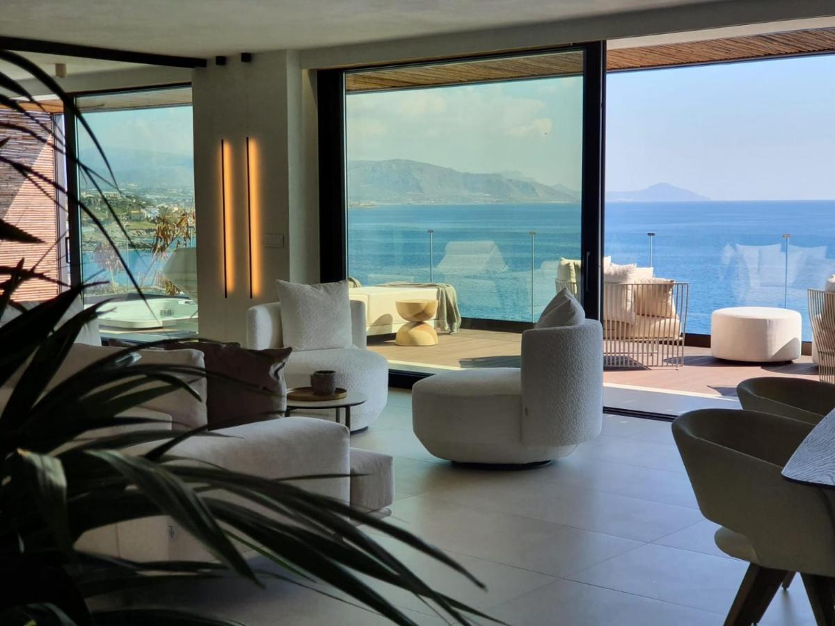 Mystique Luxury Suite Ahliá Kültér fotó