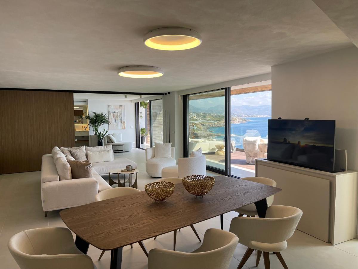 Mystique Luxury Suite Ahliá Kültér fotó