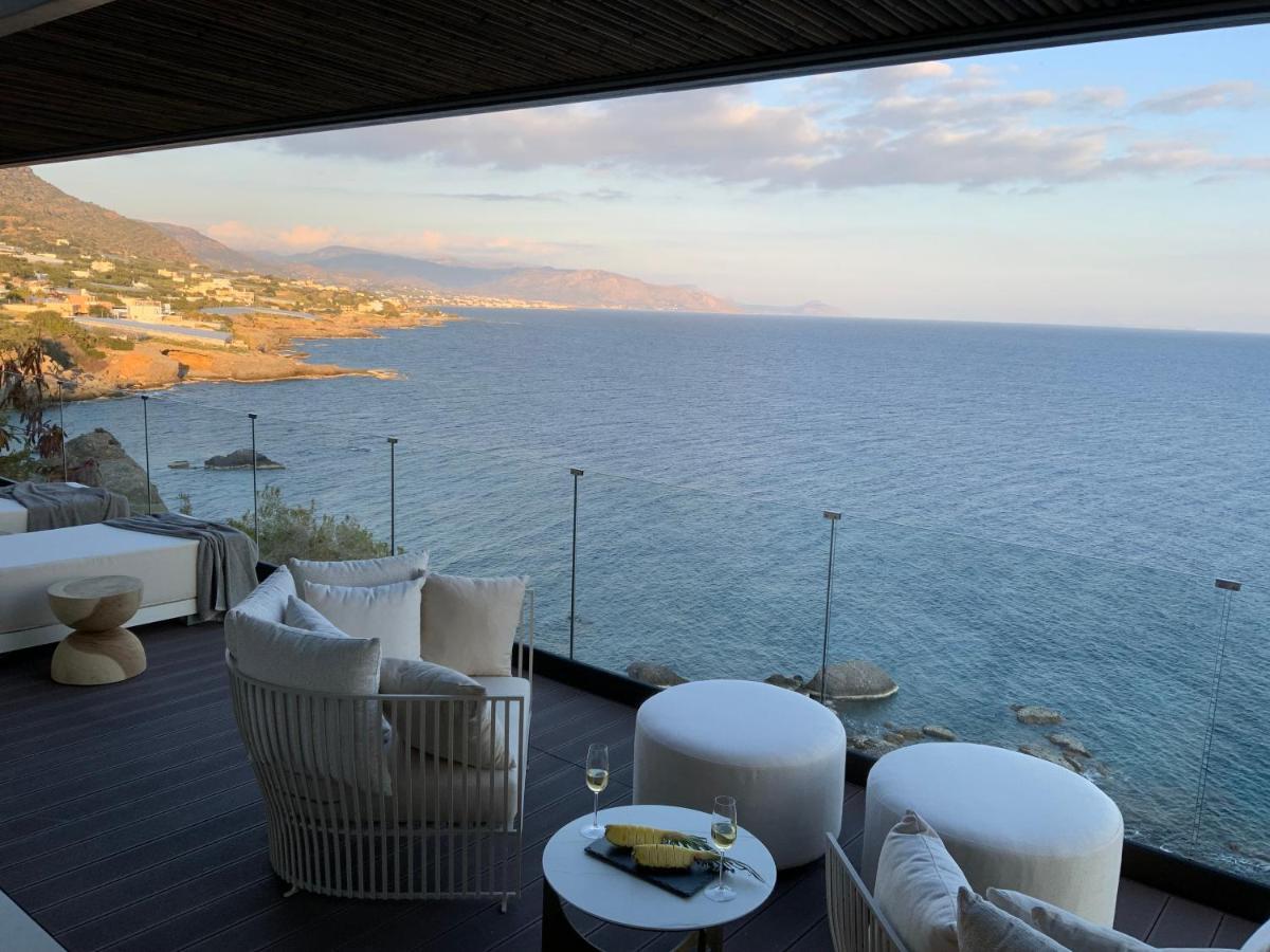 Mystique Luxury Suite Ahliá Kültér fotó