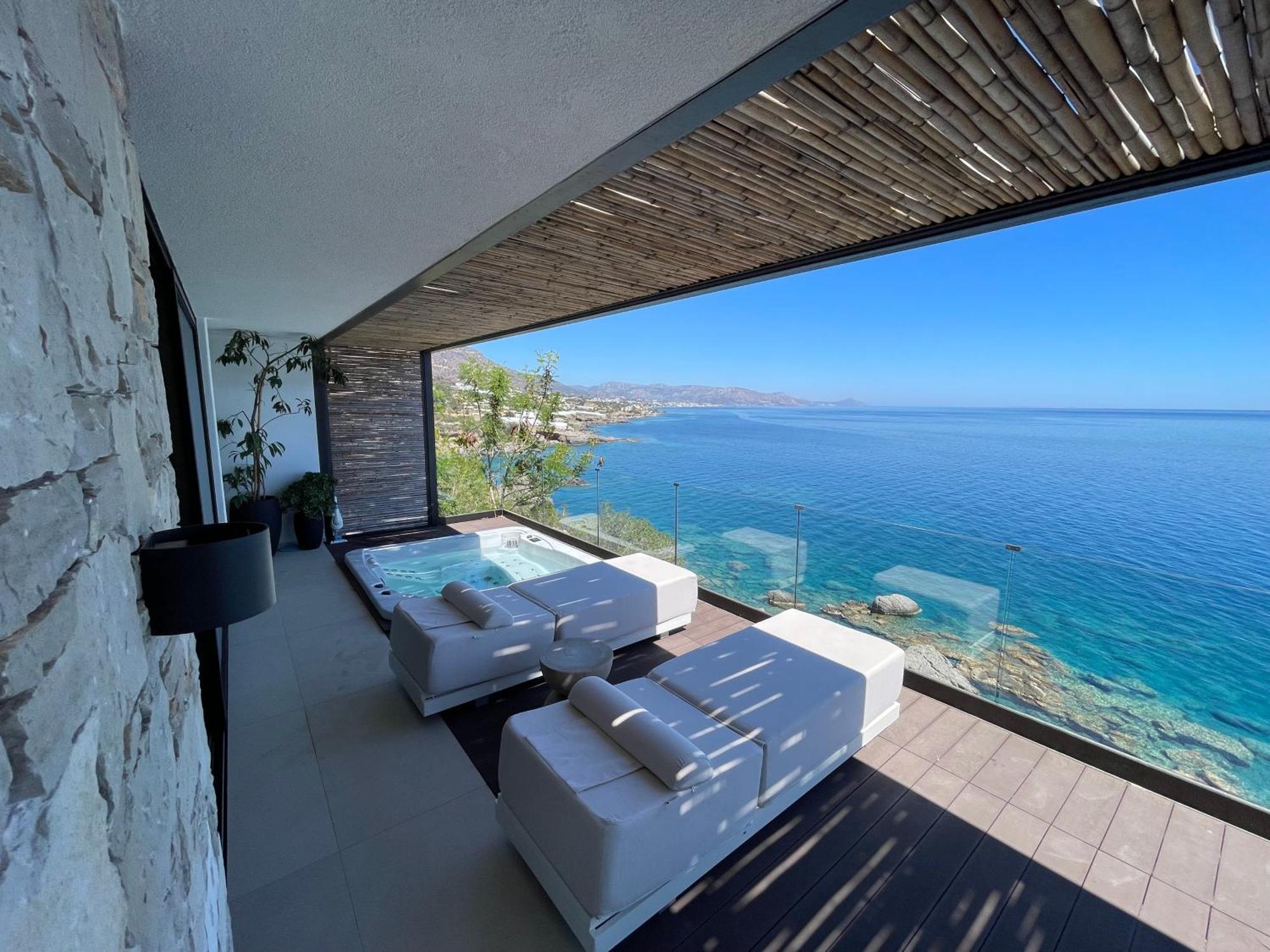 Mystique Luxury Suite Ahliá Kültér fotó